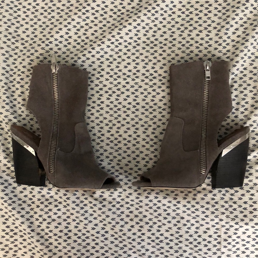 MIA gray suede peep toe booties